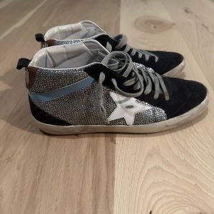 Golden Goose Mid star sneakers size 37, 7. BlackOriginal box.Very good condition